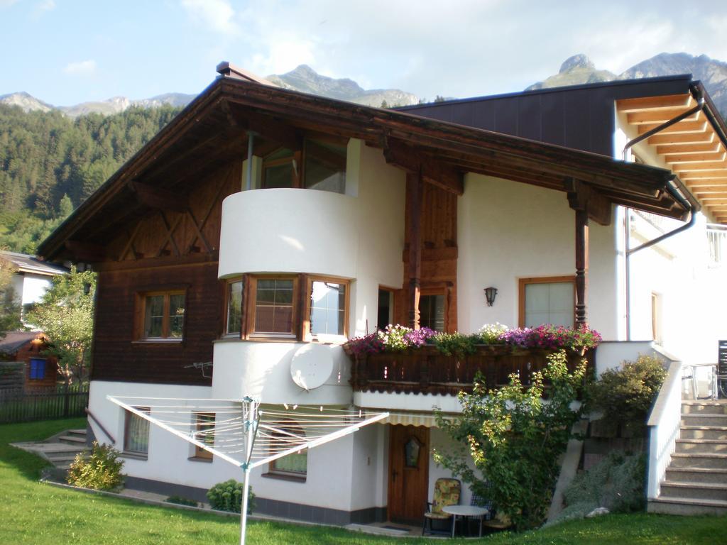 Апартаменты Haus Mattle Петной-ам-Арльберг Номер фото