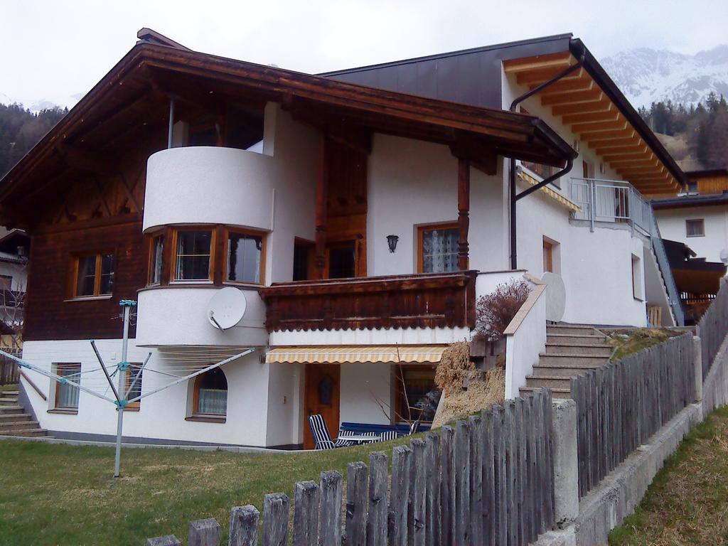 Апартаменты Haus Mattle Петной-ам-Арльберг Экстерьер фото
